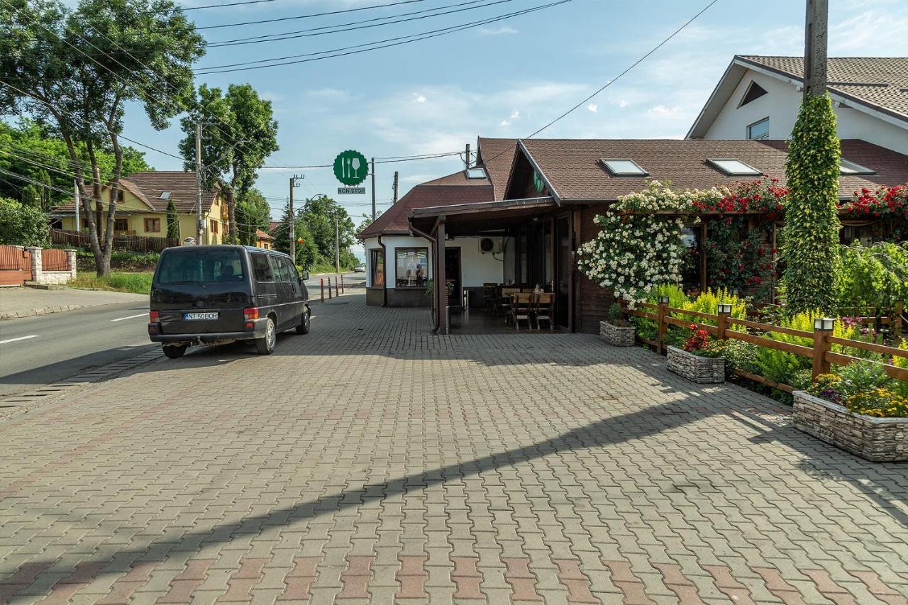 Pensiunea Casablanca Reghin Bagian luar foto